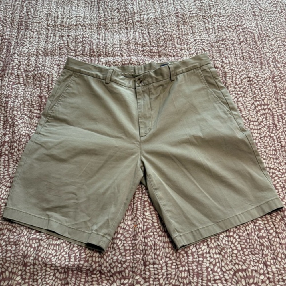 Vineyard Vines Breaker Shorts Khaki‎ Sz. 38